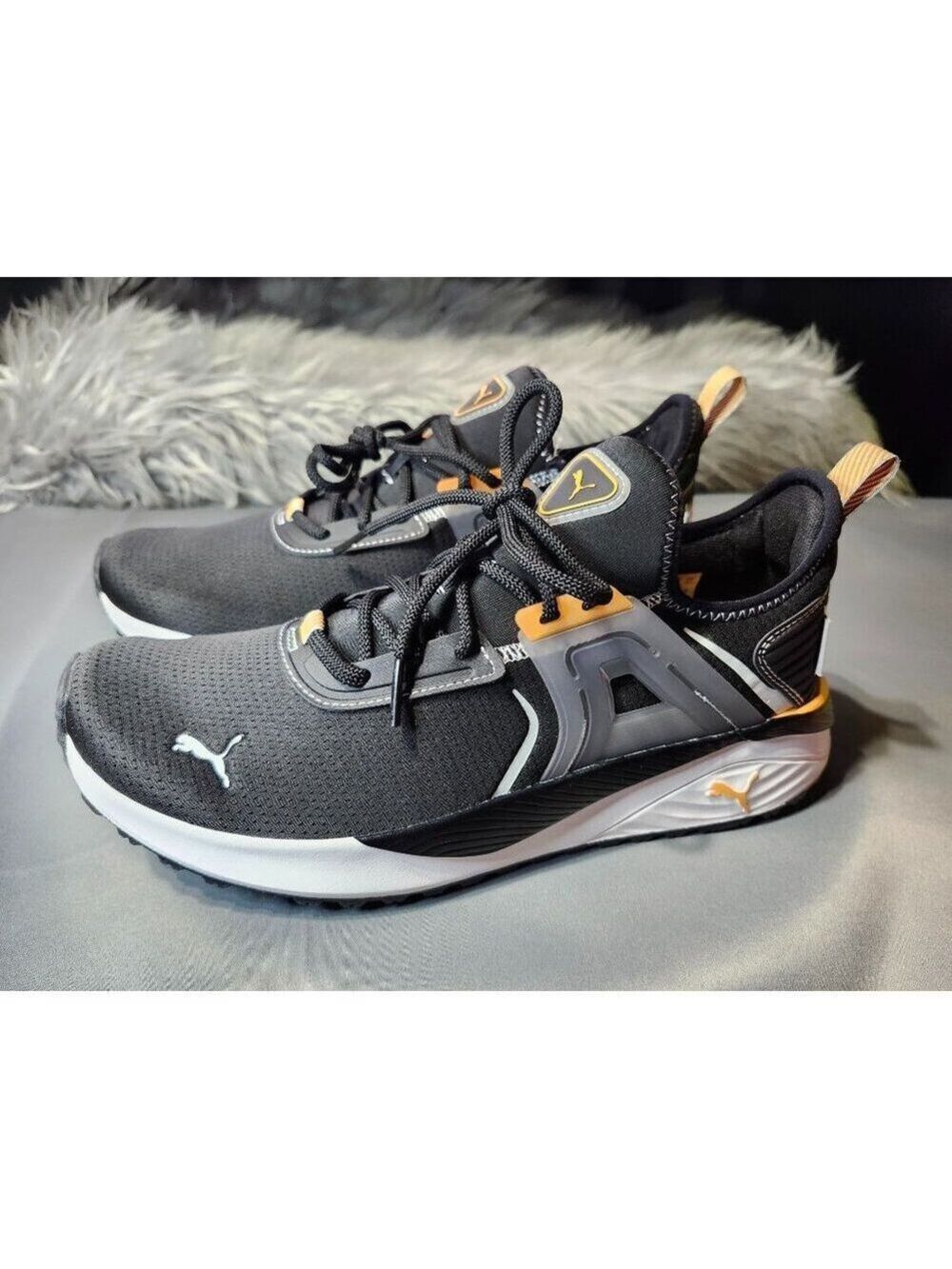 Size 9M Puma pacer 23 desert road New